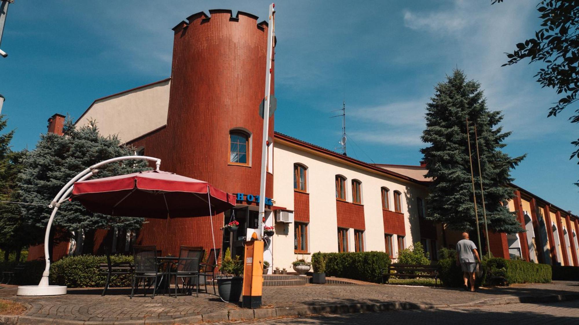 Hotel Marko Przemyśl Exterior foto
